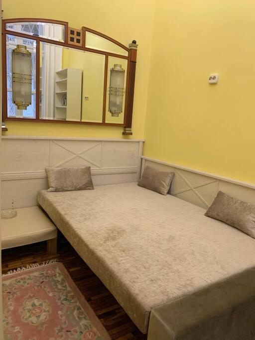 Central Location For One Person بودابست المظهر الخارجي الصورة
